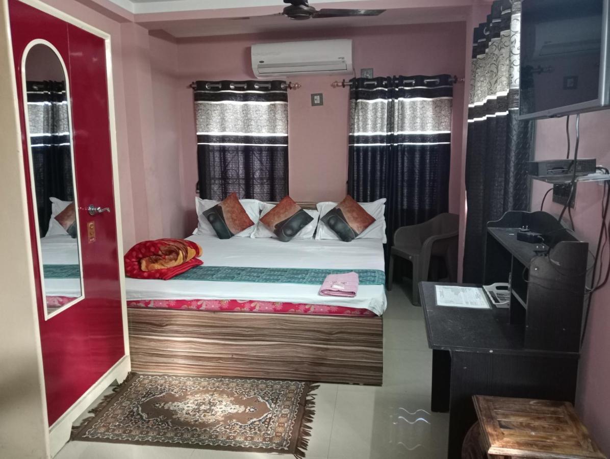 Hotel Royale Kalkutta Kültér fotó