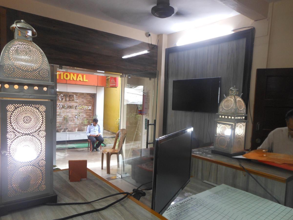 Hotel Royale Kalkutta Kültér fotó
