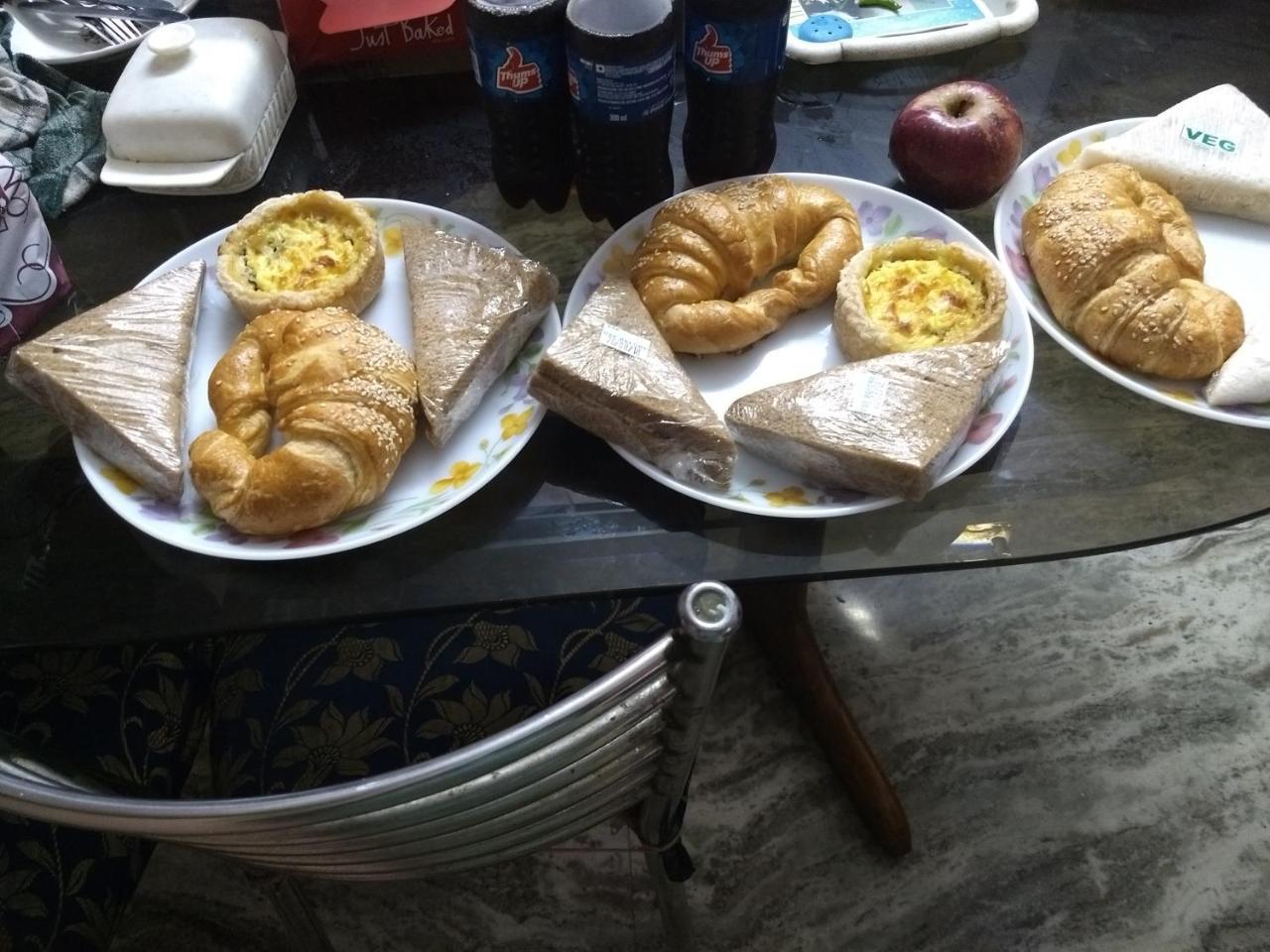 Hotel Royale Kalkutta Kültér fotó