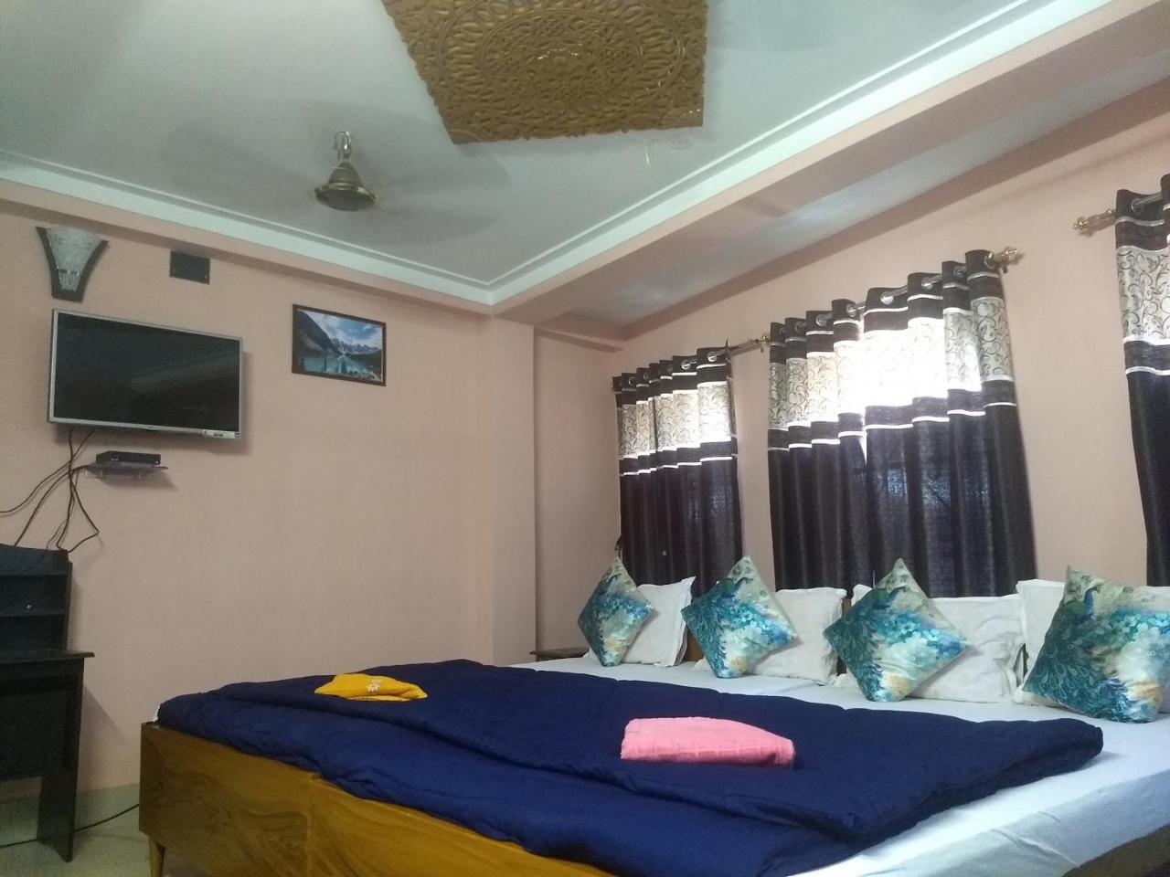 Hotel Royale Kalkutta Kültér fotó