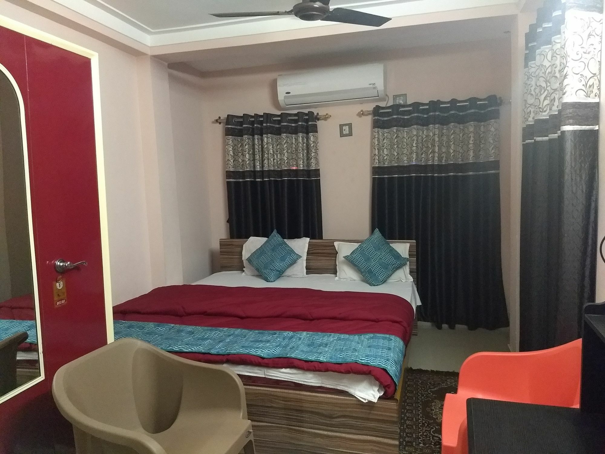 Hotel Royale Kalkutta Kültér fotó